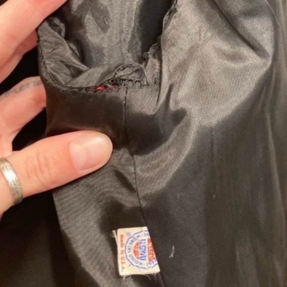 Vintage Wool Plaid Black & Red Coat - Picture 13 of 16